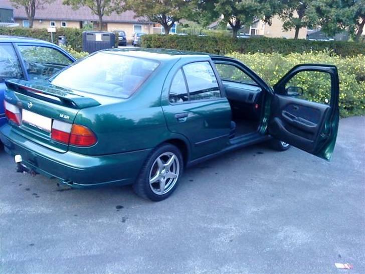 Nissan Almera 1,6 SR -   R.i.p. billede 4