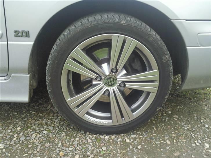 Nissan Primera SE billede 4