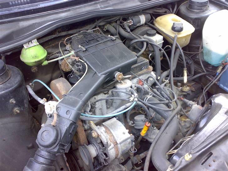 VW Golf 1,8 GT - Teoretisk 90 hk meeen ikke i den virkelige verden ;-D billede 6