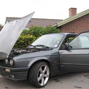 BMW 320 i E30 ( Solgt )