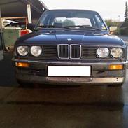 BMW 320i e30  Solgt