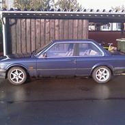 BMW 320i e30  Solgt