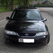 Opel vectra 2,0 16v