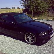 BMW 328 i solgt