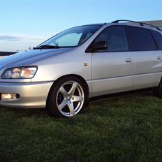 Toyota Picnic 2,2 turbo diesel .