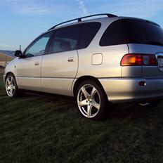 Toyota Picnic 2,2 turbo diesel .