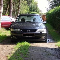 Opel vectra 2,5 v6 24v