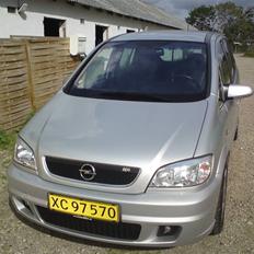 Opel Zafira opc