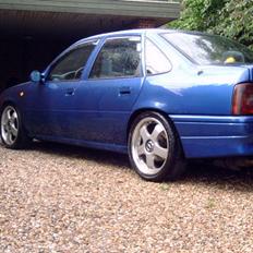 Opel Vectra 2.0 16v Solgt