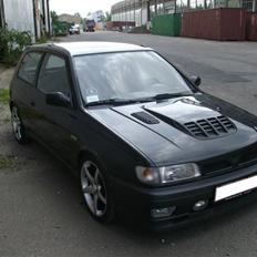 Nissan Sunny GTI (R)