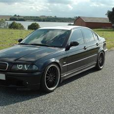 BMW 328i E46