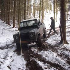 Land Rover Defender 90"