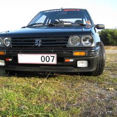Peugeot 205 XR turbo.SOLGT
