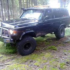 Toyota landcruiser hj60/61