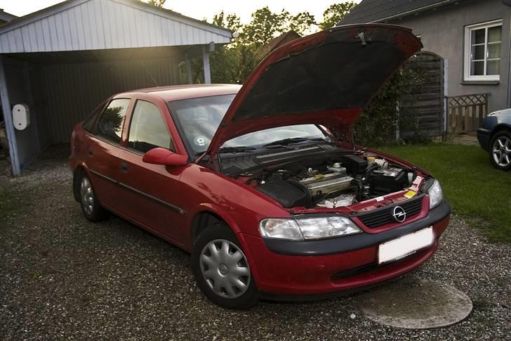 Opel Vectra B 1.8i 16v "SOLGT" billede 2