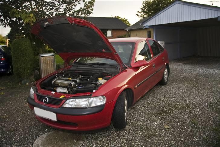 Opel Vectra B 1.8i 16v "SOLGT" billede 3