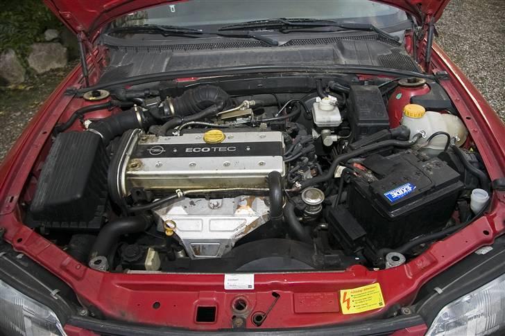 Opel Vectra B 1.8i 16v "SOLGT" billede 4