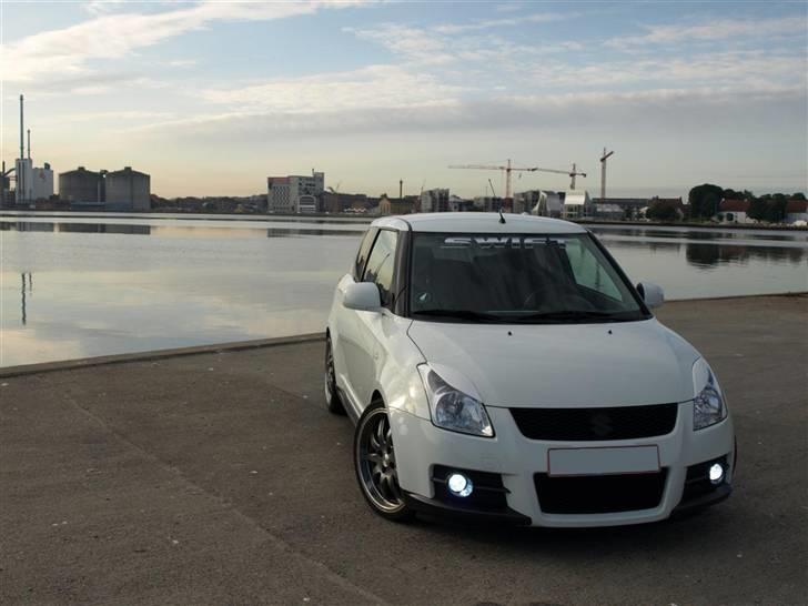 Suzuki Swift 1.3 Sport billede 4
