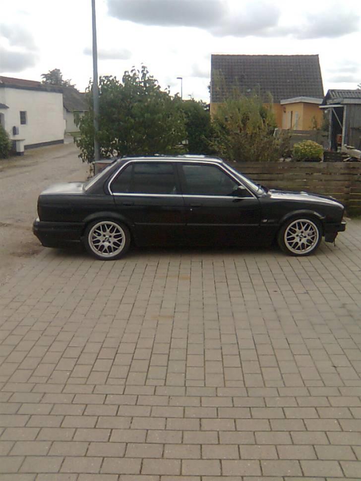 BMW 320i Solgt billede 1