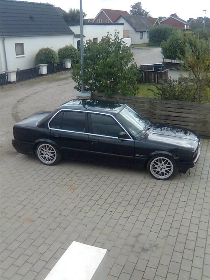 BMW 320i Solgt billede 2