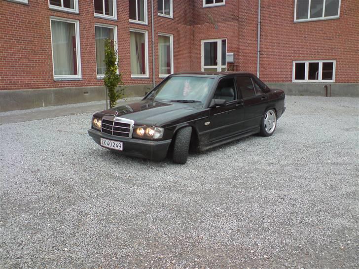 Mercedes Benz 190 2,5 BYTTEt billede 6