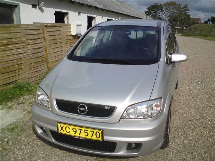 Opel Zafira opc billede 1