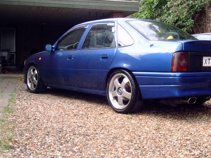 Opel Vectra 2.0 16v Solgt billede 3