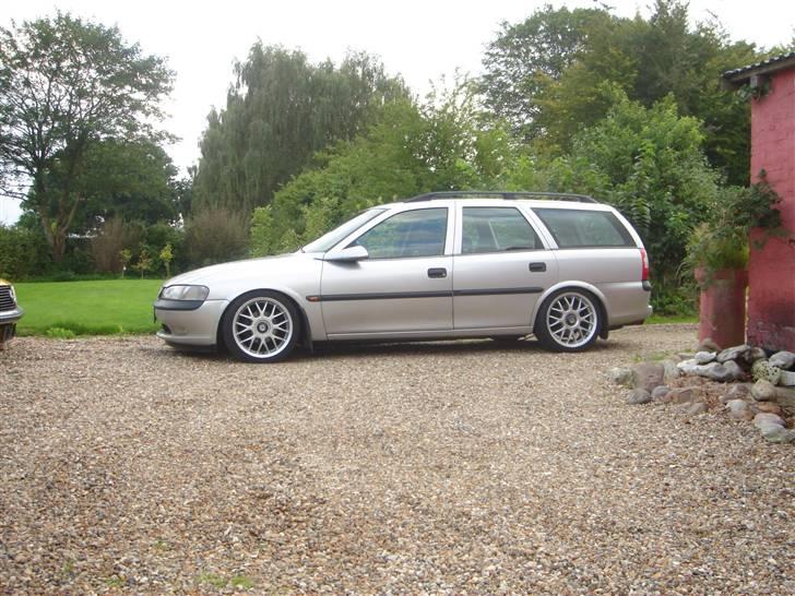 Opel Vectra B St.car billede 1