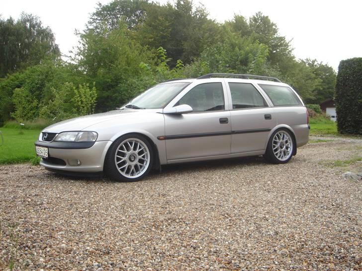 Opel Vectra B St.car billede 3