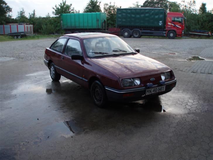 Ford Sierra -  død billede 1