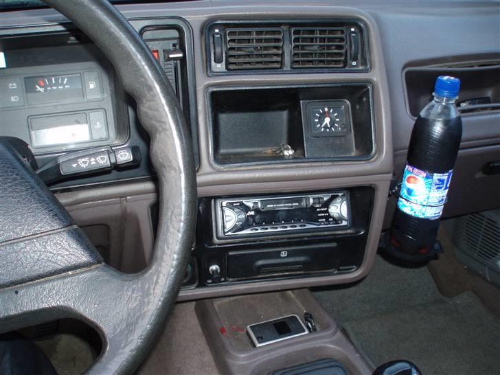 Ford Sierra -  død billede 8