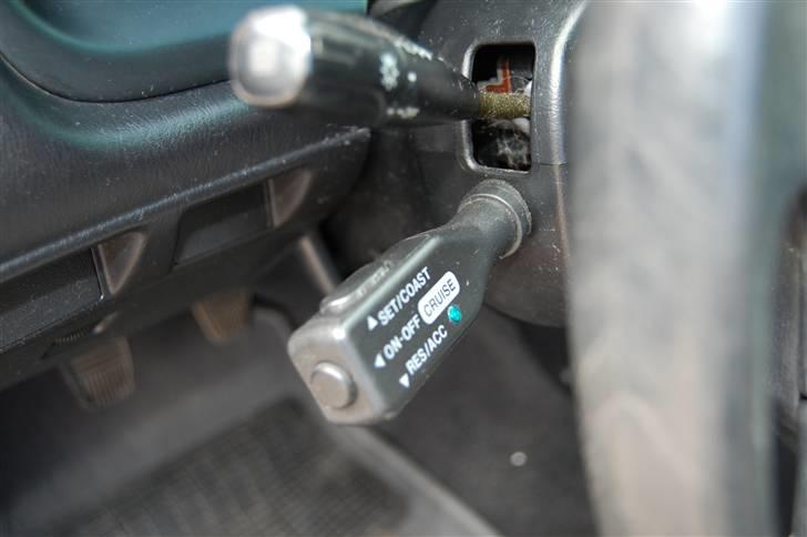 Toyota Carina E 2,0 SLI billede 3