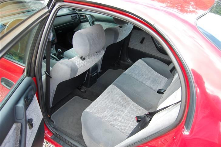 Toyota Carina E 2,0 SLI billede 5