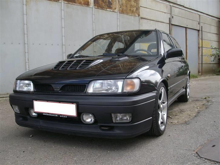 Nissan Sunny GTI (R) billede 5