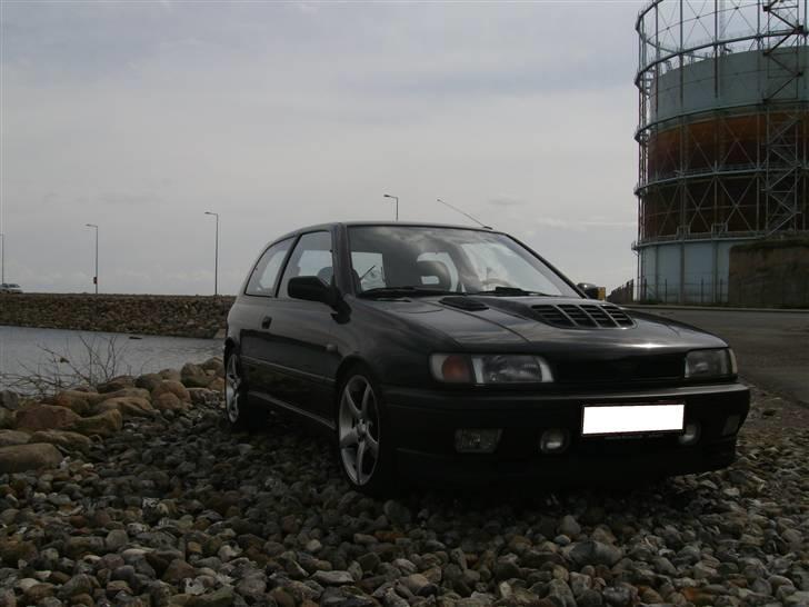 Nissan Sunny GTI (R) billede 10