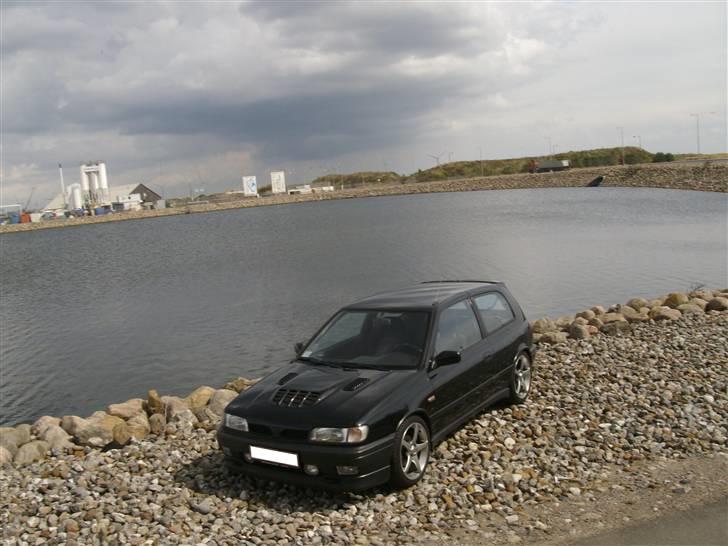 Nissan Sunny GTI (R) billede 13