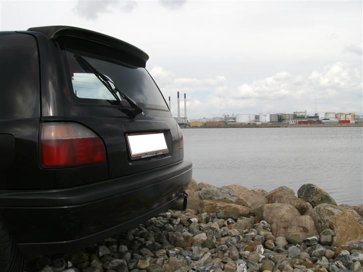 Nissan Sunny GTI (R) billede 14