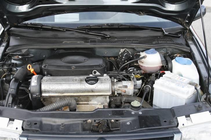 VW Polo 6n - Den næsten helt nye Motor, kun gået 67000 km billede 5