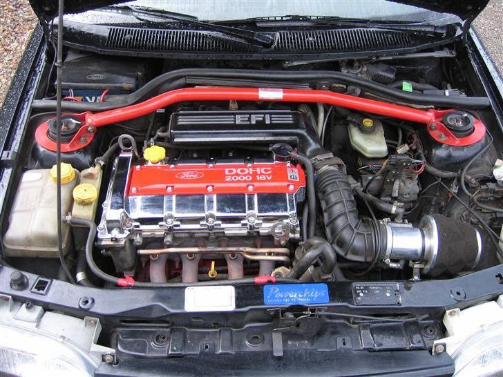 Ford Escort RS2000 - ja det ser ikk så ringe ud.. :) billede 10