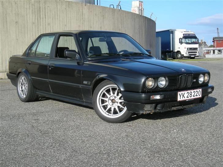 BMW E30 325i SOLGT  billede 2