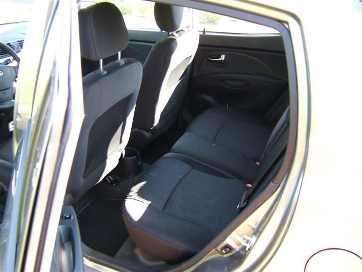 Kia Picanto - Beklager at det er så lyst, men fatter hat af det her camera -.- billede 5