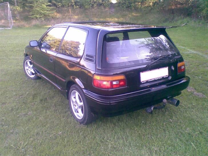 Toyota Corolla GT-S (skrottet) billede 11