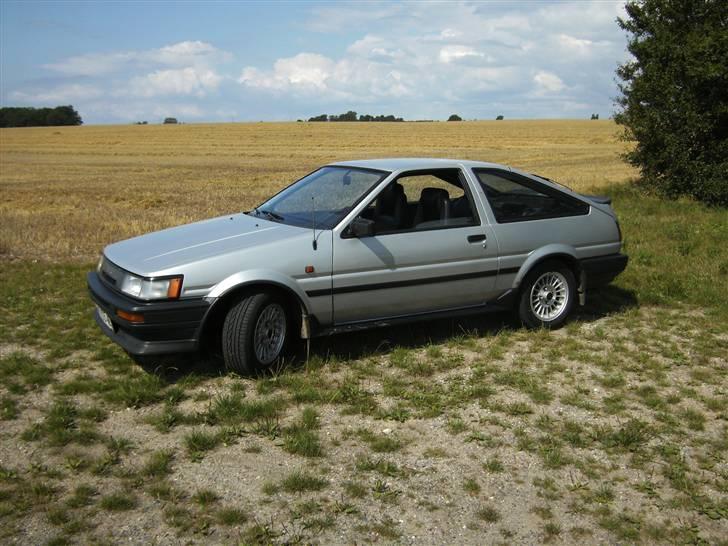 Toyota Corolla Gt Coupé AE86 billede 1