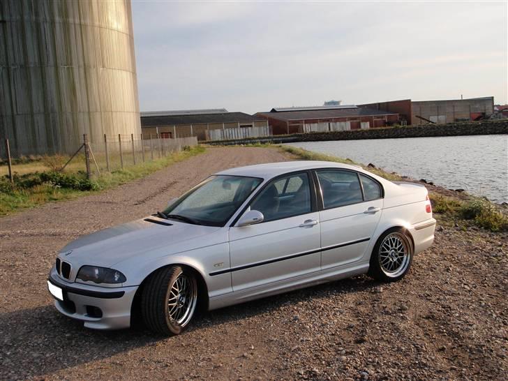 BMW E46 320d SOLGT! billede 6
