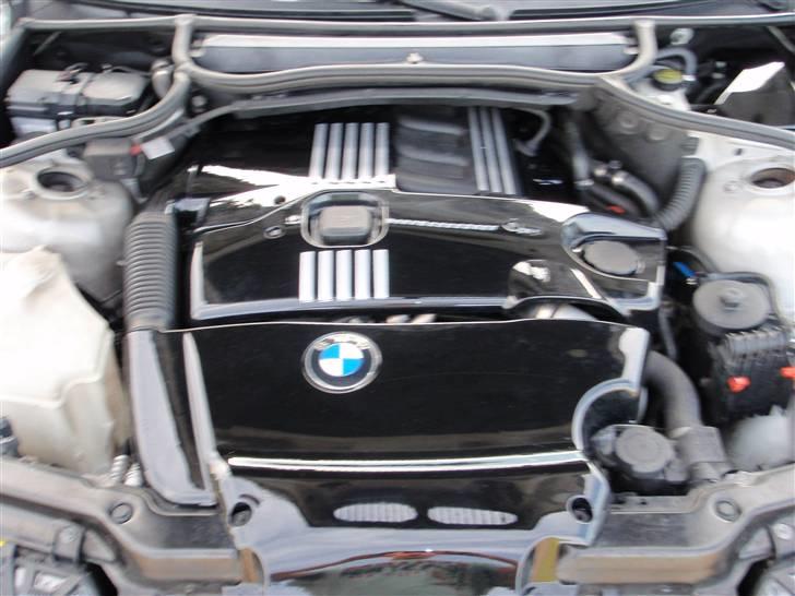 BMW E46 320d SOLGT! billede 8