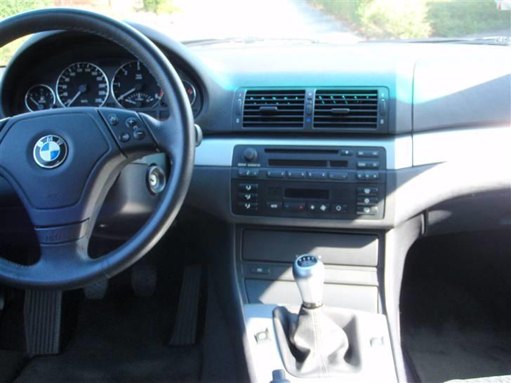 BMW E46 320d SOLGT! billede 10