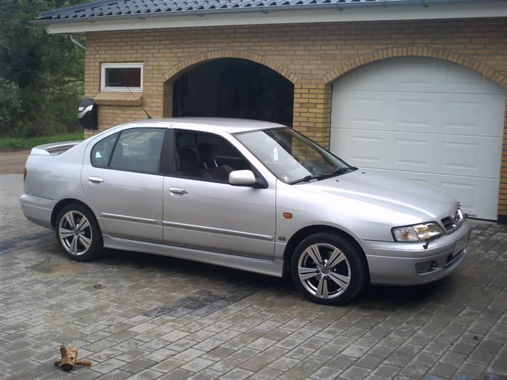 Nissan Primera SE billede 9