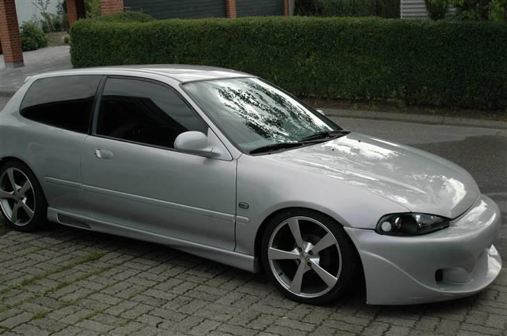 Honda Civic 1,6*AFGÅET VED DØD* billede 2