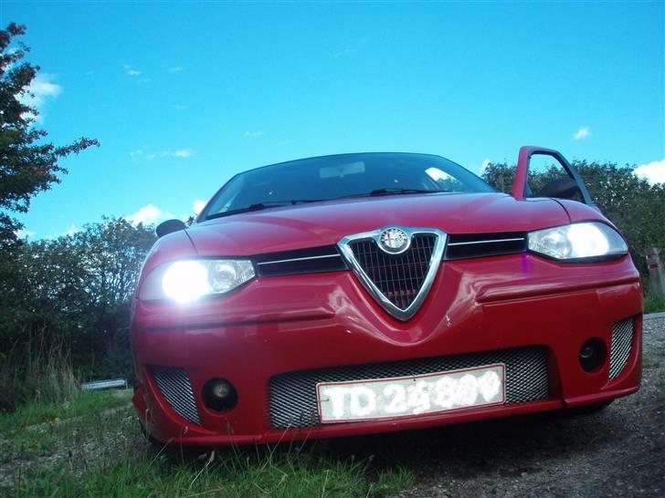 Alfa Romeo 156 billede 1