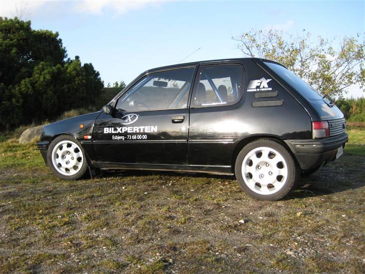 Peugeot 205 XR turbo.SOLGT - flotte fælge :)  billede 5